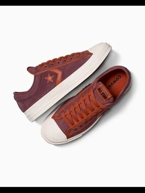 Converse Men’s Pro Leather Ox in Burgundy/Tan